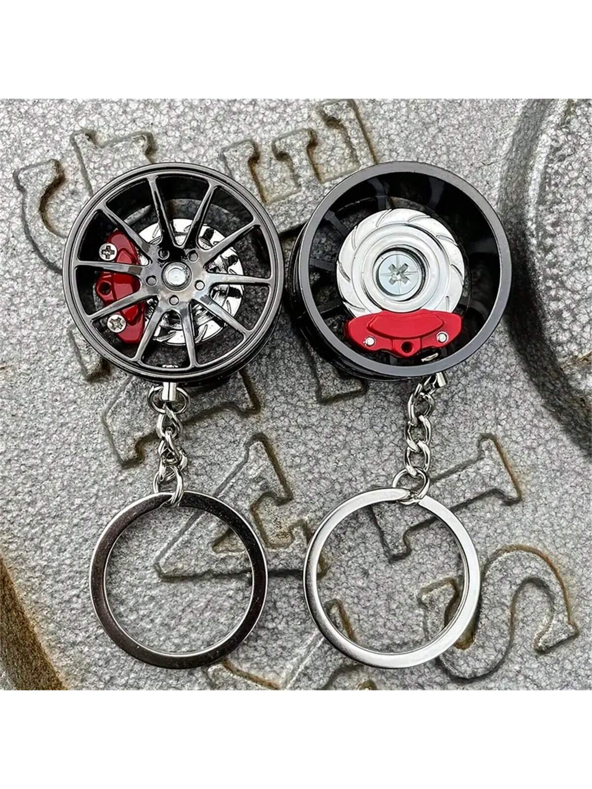 1Pc Rotating Rim Car Keychain Pendant