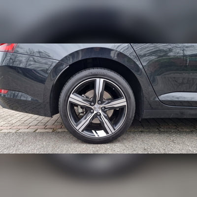Universal Reflective Wheel Rim Stripe Stickers, Set of 4 (4 Colors)
